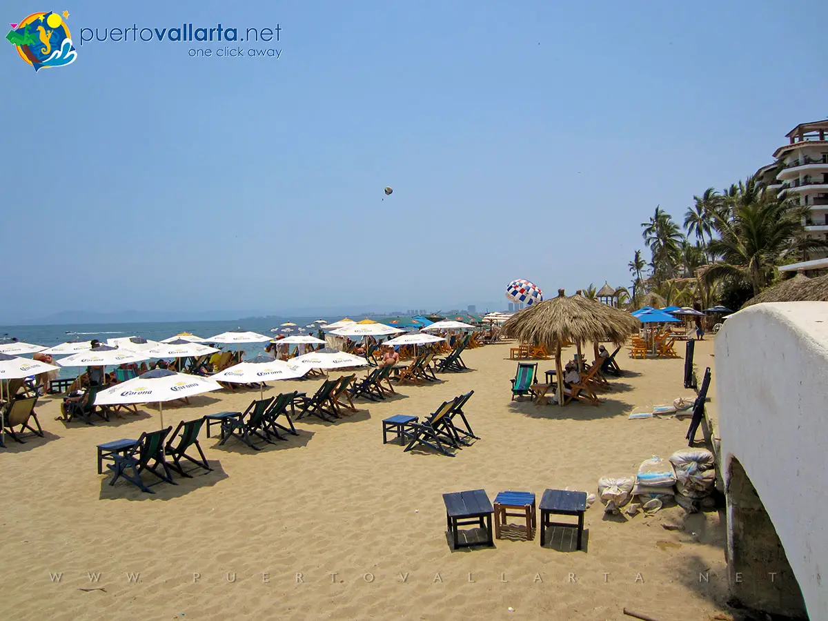 Los Muertos Beach 02