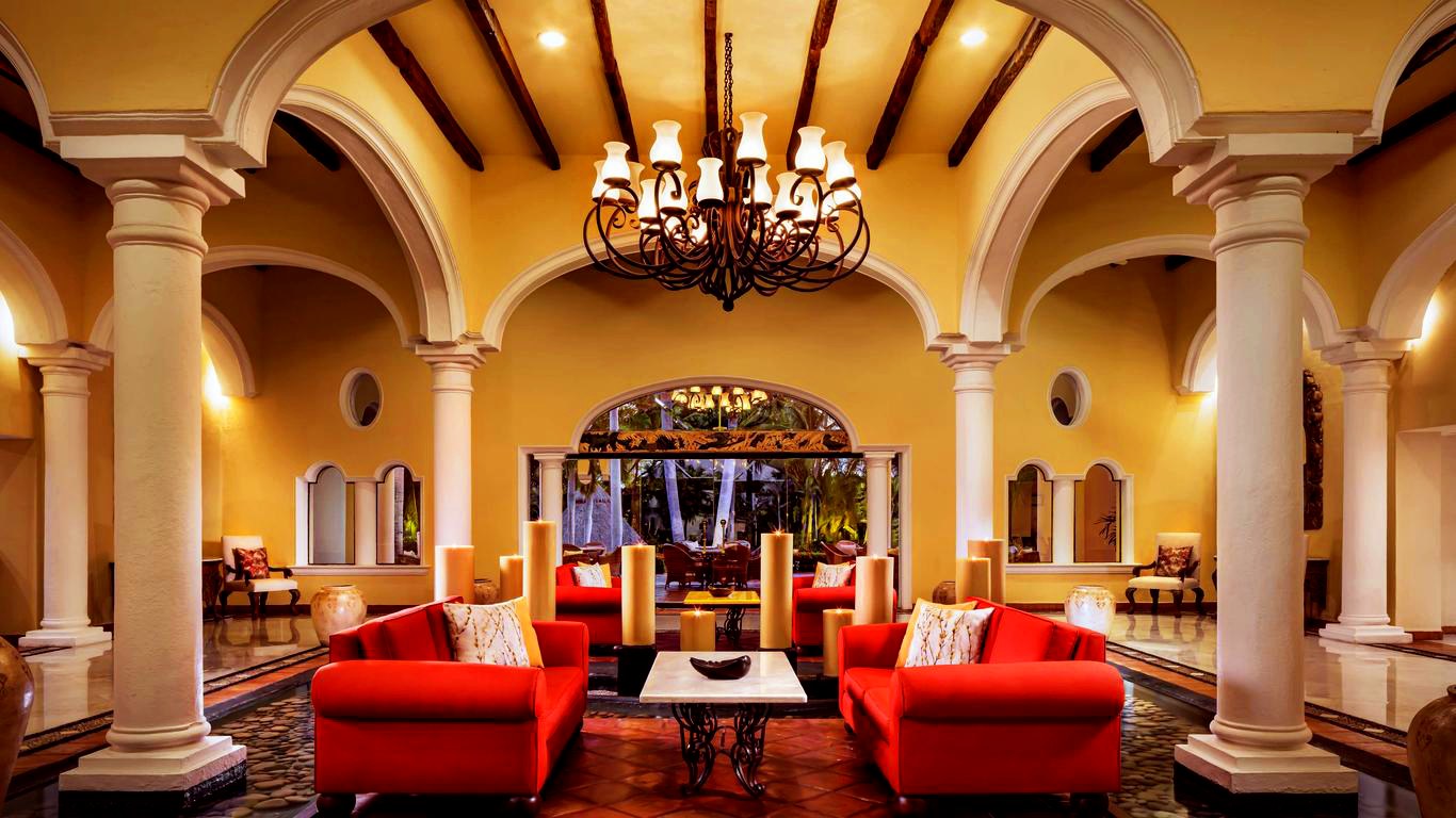 Casa Velas Lobby