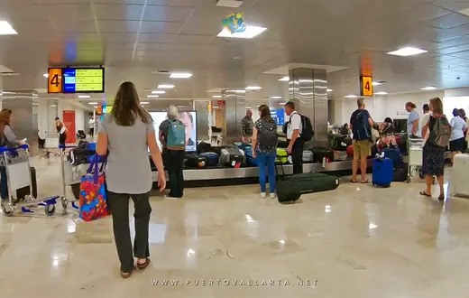 Bandas de reclamo de equipaje internacional en el Aeropuerto de Puerto Vallarta